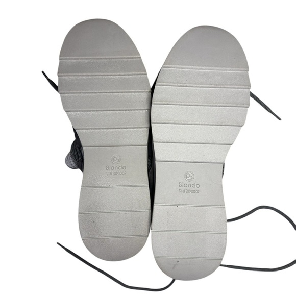 NEW Blondo Selina Waterproof Sneakers in Gray - Size 8 - Picture 7 of 7